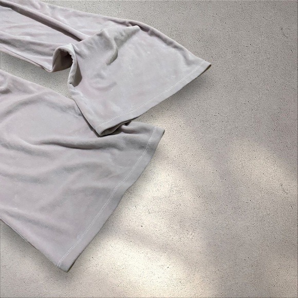 Bratz Dusty Pink Velvet Pants w/ Rhinestoned Details - Picture 6 of 7